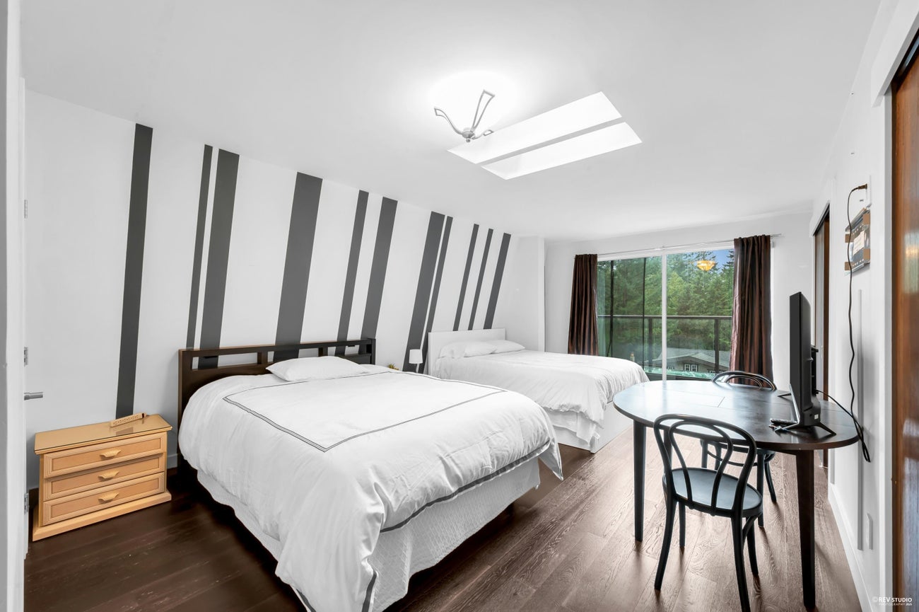 4066 Norwood Avenue - Upper Delbrook Single Family Residence for Sale, 5 Bedrooms (R3073925)# - 25 4066 Norwood Avenue - Upper Delbrook Single Family Residence for Sale, 5 Bedrooms (R3073925)# - 25