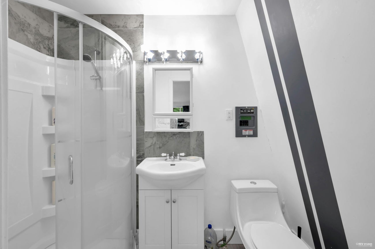 4066 Norwood Avenue - Upper Delbrook Single Family Residence for Sale, 5 Bedrooms (R3073925)# - 26