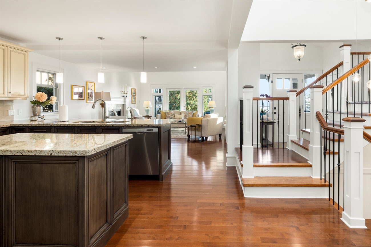 2623 Lawson Avenue - Dundarave Single Family Residence for Sale, 4 Bedrooms (R3075916)# - 16 2623 Lawson Avenue - Dundarave Single Family Residence for Sale, 4 Bedrooms (R3075916)# - 16