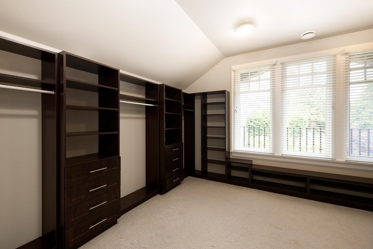 920 Pyrford Road - British Properties Single Family Residence for Sale, 6 Bedrooms (R3087523)# - 21