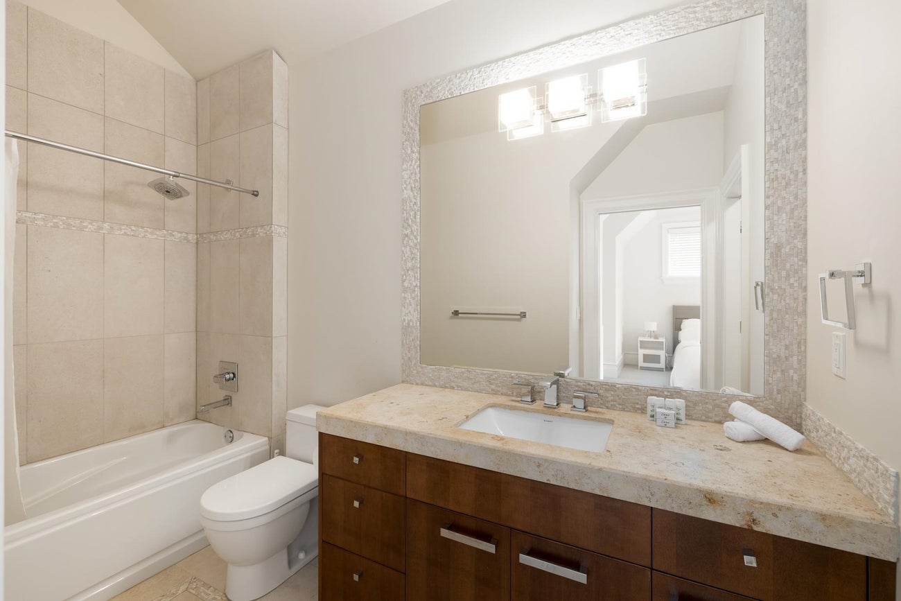 920 Pyrford Road - British Properties Single Family Residence for Sale, 6 Bedrooms (R3087523)# - 24