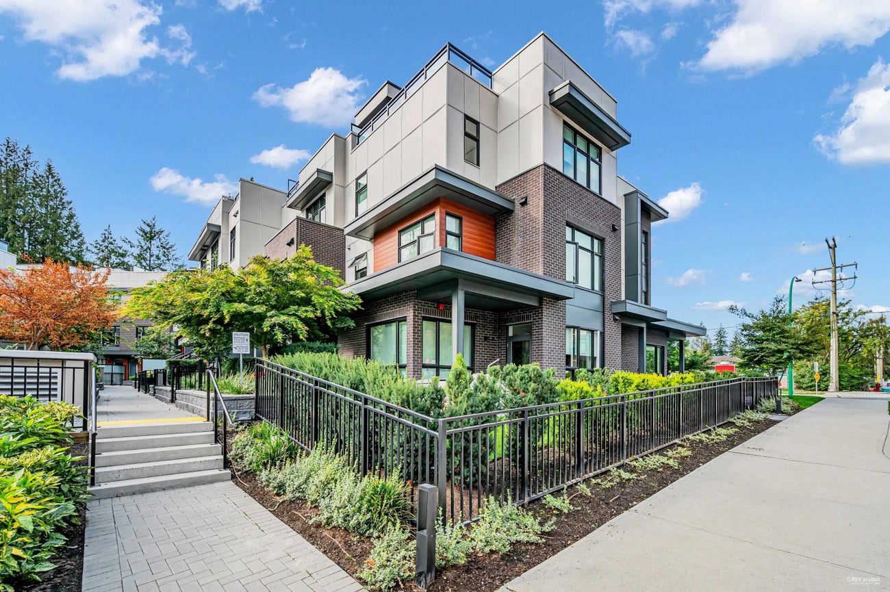 101 - 2035 Glenaire Drive - Pemberton NV Townhouse for Sale, 3 Bedrooms (R3089002)# - 3