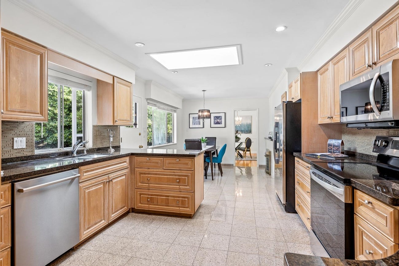 1211 Chartwell Drive - Chartwell Single Family Residence for Sale, 4 Bedrooms (R3097483)# - 10