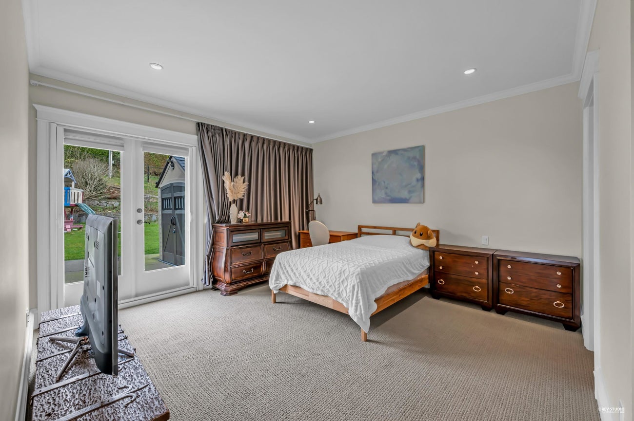 715 King Georges Way - British Properties Single Family Residence for Sale, 5 Bedrooms (R3110386)# - 27