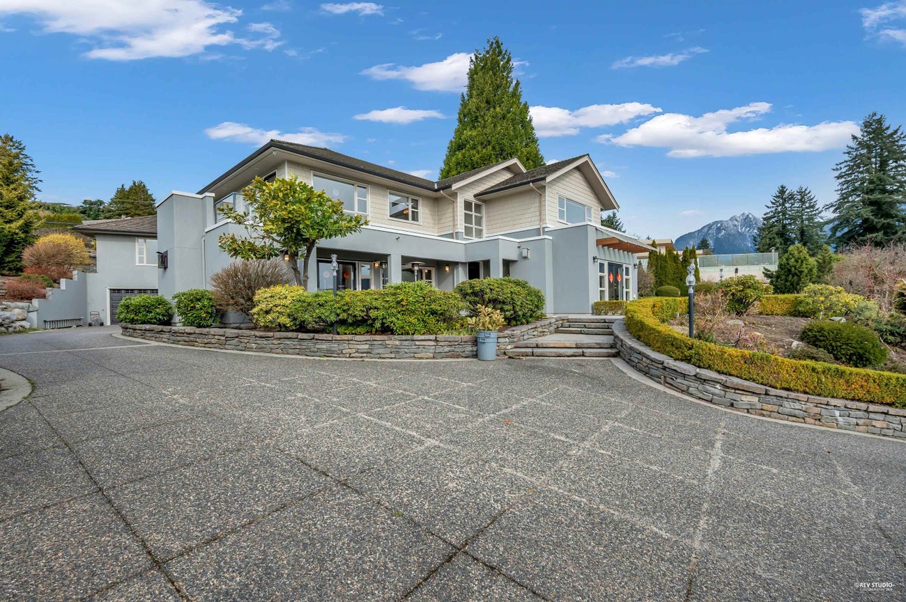 715 King Georges Way - British Properties Single Family Residence for Sale, 5 Bedrooms (R3110386)# - 38