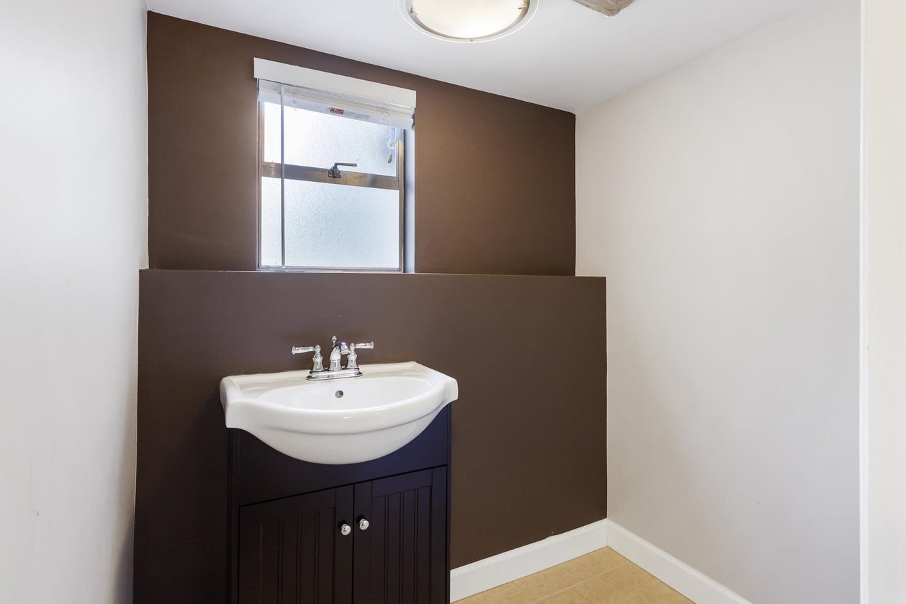 1211 Chartwell Drive - Chartwell single-family-residence for Sale, 4 Bedrooms (R3112596)# - 25