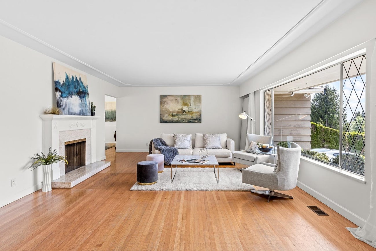 1211 Chartwell Drive - Chartwell single-family-residence for Sale, 4 Bedrooms (R3112596)# - 3