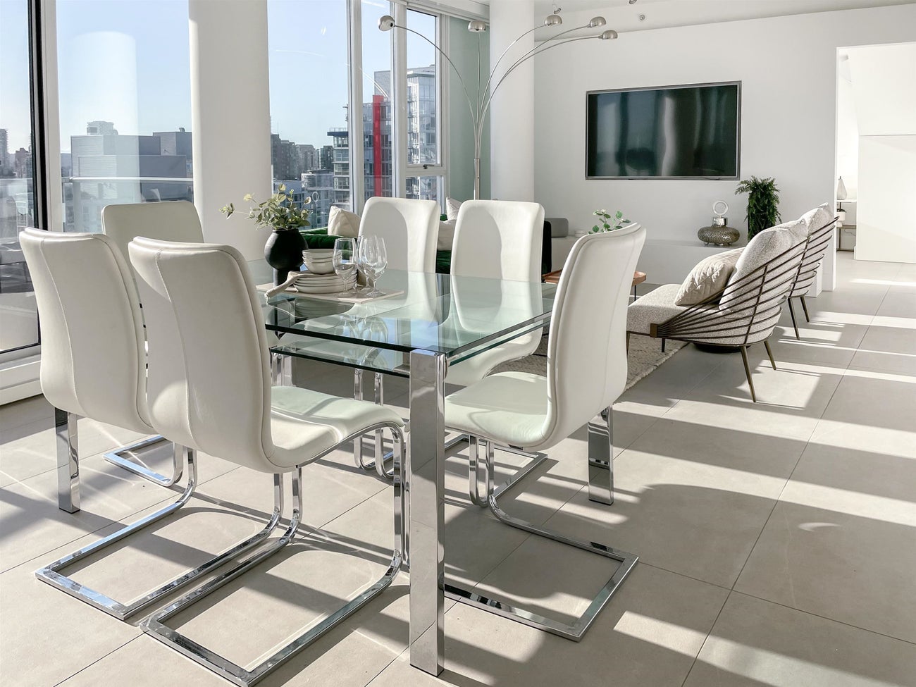 3703 - 689 Abbott Street - Downtown VW Apartment/Condo for Sale, 3 Bedrooms (R2998404) #1