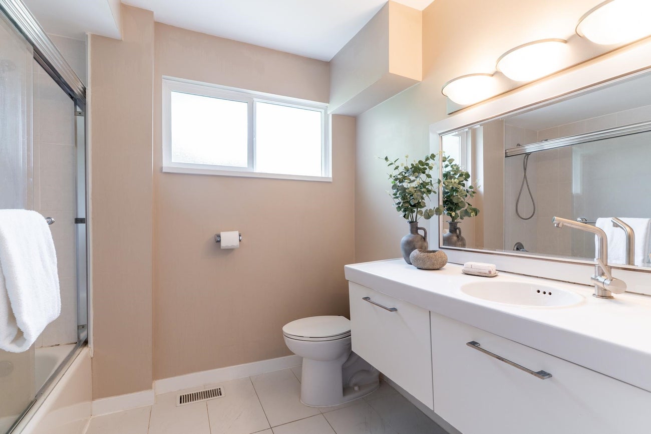 5720 Curtis Street - Parkcrest Single Family Residence for Sale, 6 Bedrooms (R3015808) #16