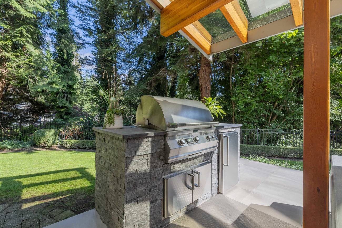 416 Gordon Avenue - Cedardale Single Family Residence, 6 Bedrooms (R3048529)# - 20