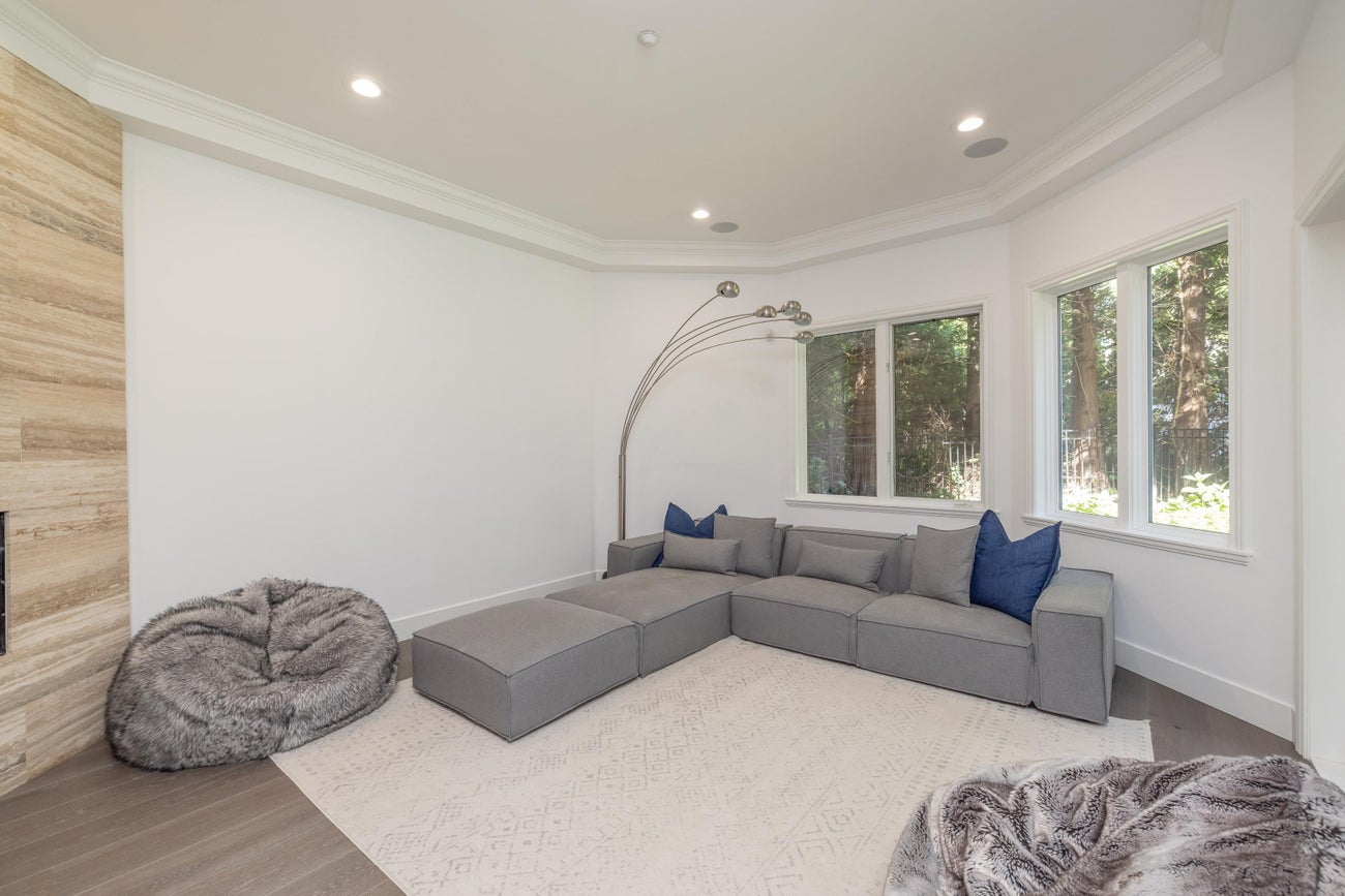 416 Gordon Avenue - Cedardale Single Family Residence, 6 Bedrooms (R3048529)# - 22