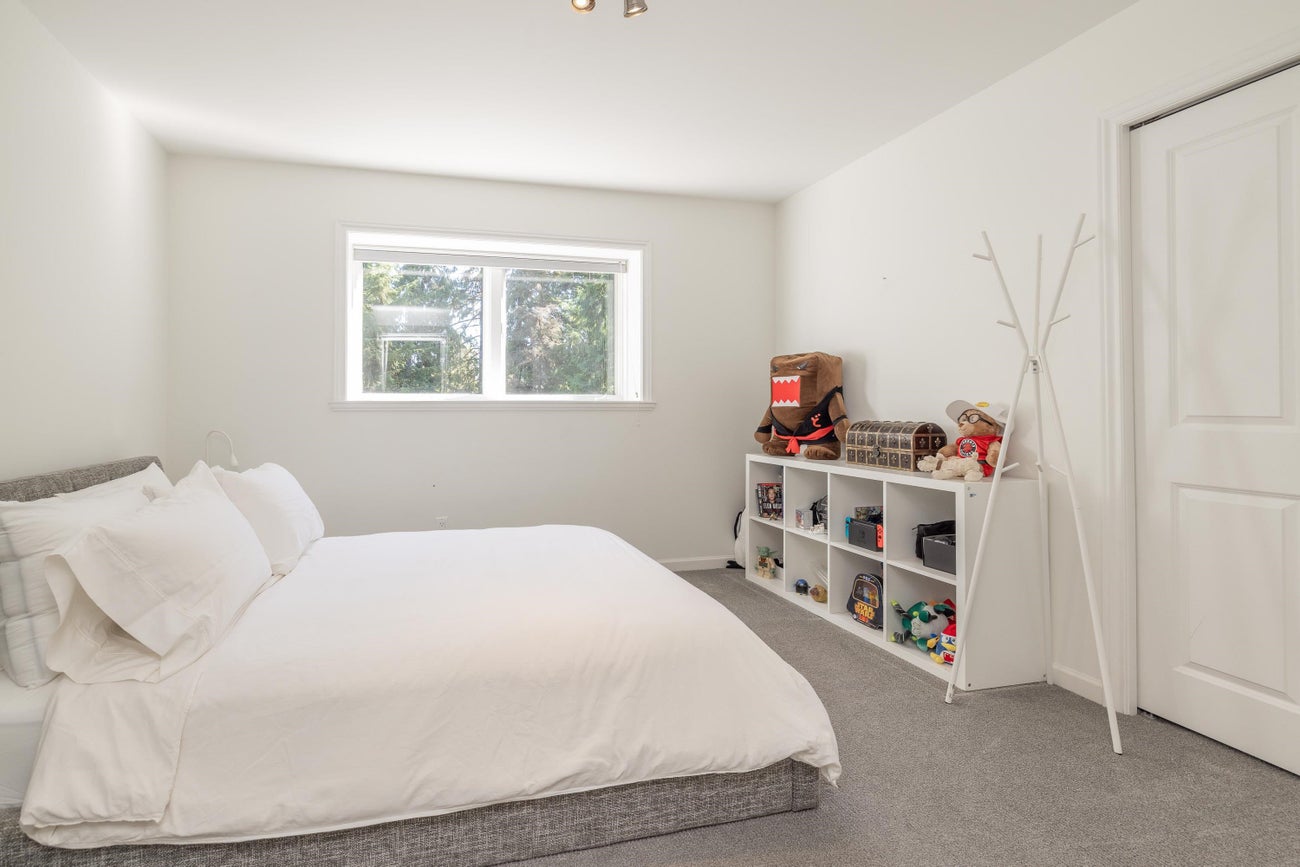 416 Gordon Avenue - Cedardale Single Family Residence, 6 Bedrooms (R3048529)# - 29