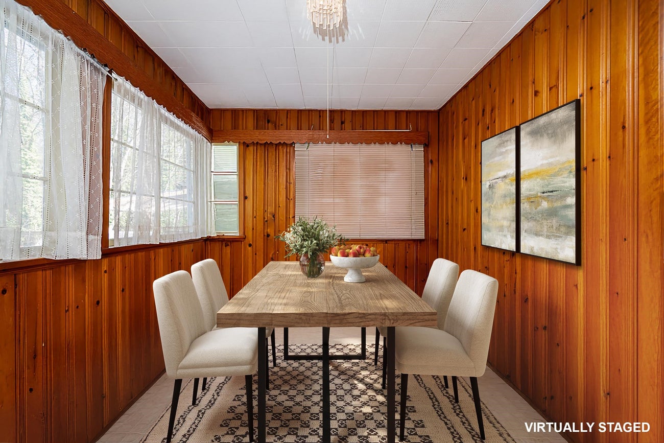 2212 Old Dollarton Road - Seymour NV Single Family Residence for Sale, 4 Bedrooms (R3051619)# - 10