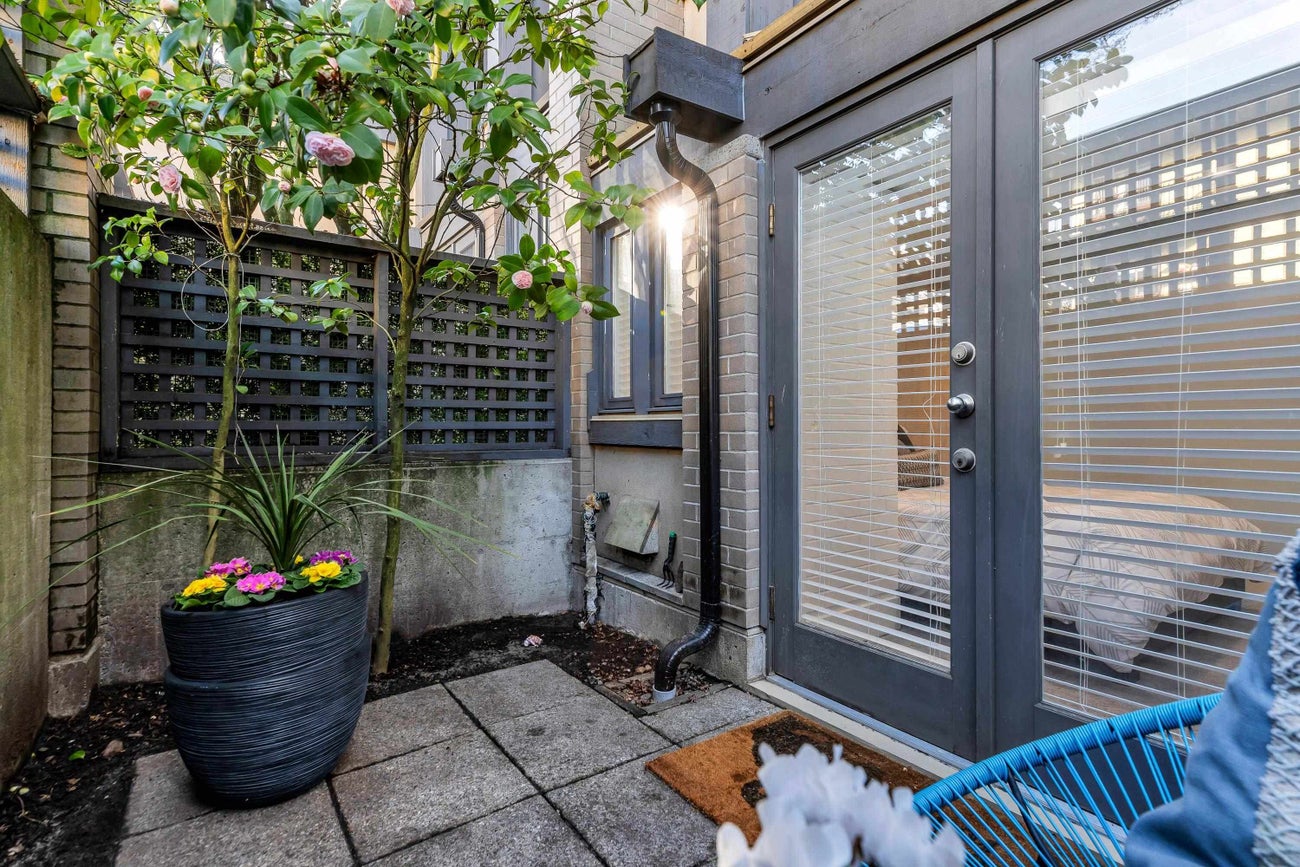 4 - 328 E 2nd Street - Lower Lonsdale Townhouse, 2 Bedrooms (R3082063)# - 37