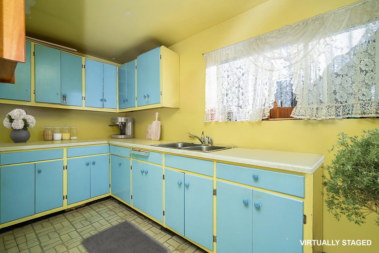 2212 Old Dollarton Road - Seymour NV Single Family Residence, 4 Bedrooms (R3083594)# - 24