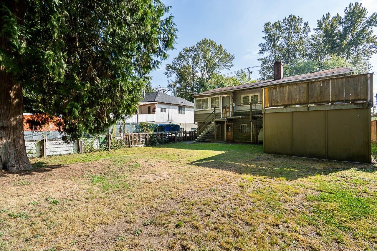 2212 Old Dollarton Road - Seymour NV Single Family Residence, 4 Bedrooms (R3083594)# - 8