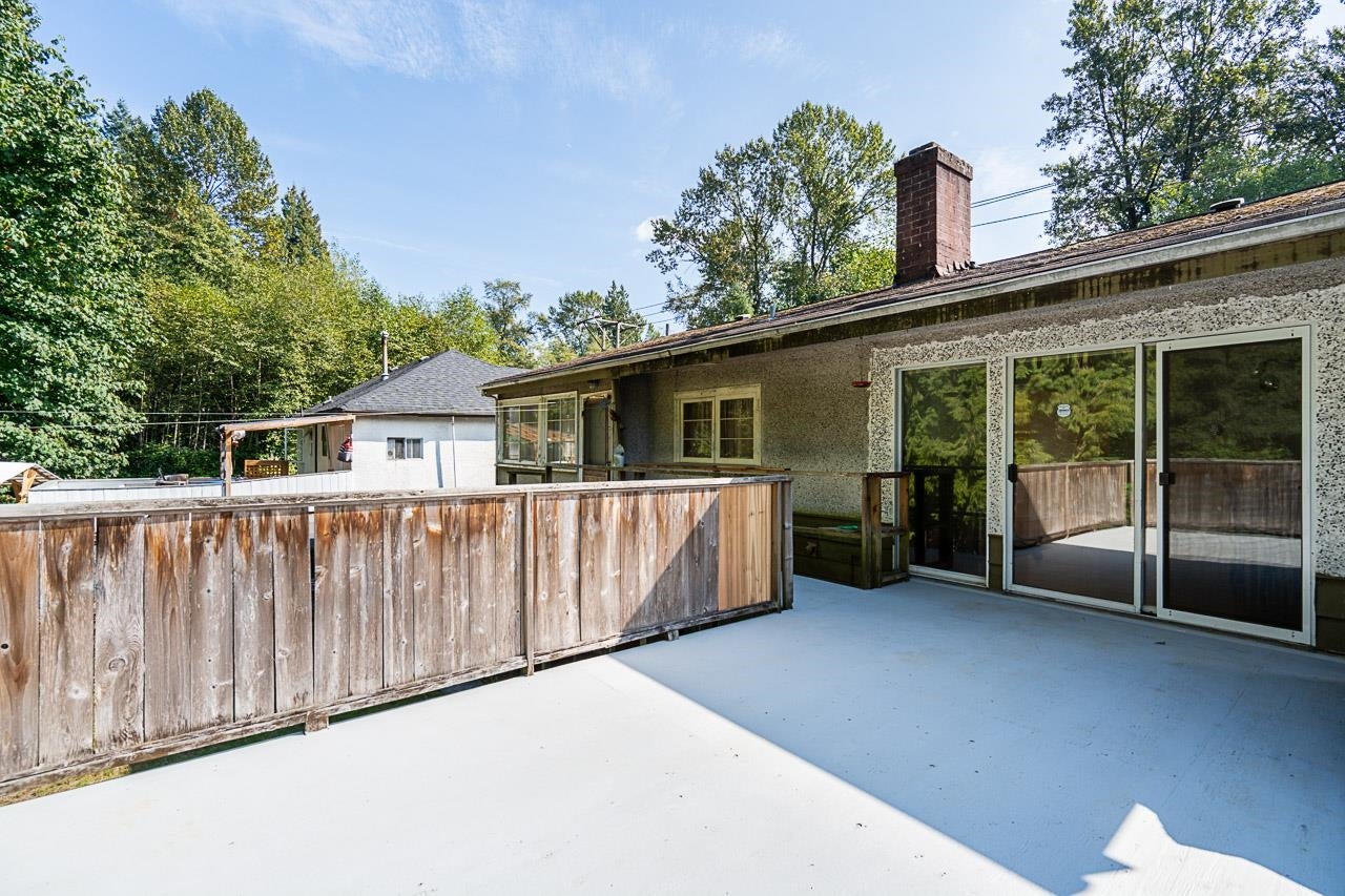 2212 Old Dollarton Road - Seymour NV Single Family Residence for Sale, 4 Bedrooms (R3083594)# - 9