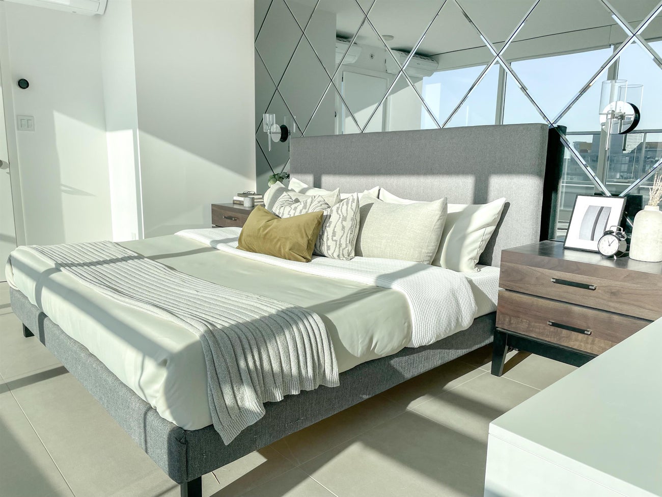 3703 - 689 Abbott Street - Downtown VW Apartment/Condo, 3 Bedrooms (R3089158)# - 22