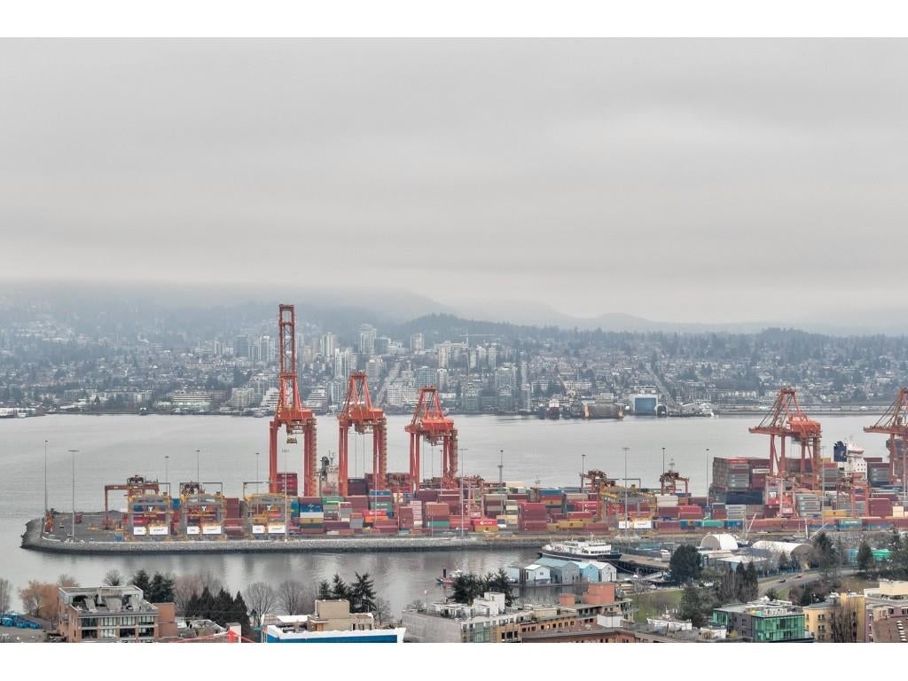 3703 - 689 Abbott Street - Downtown VW Apartment/Condo, 3 Bedrooms (R3089158)# - 38