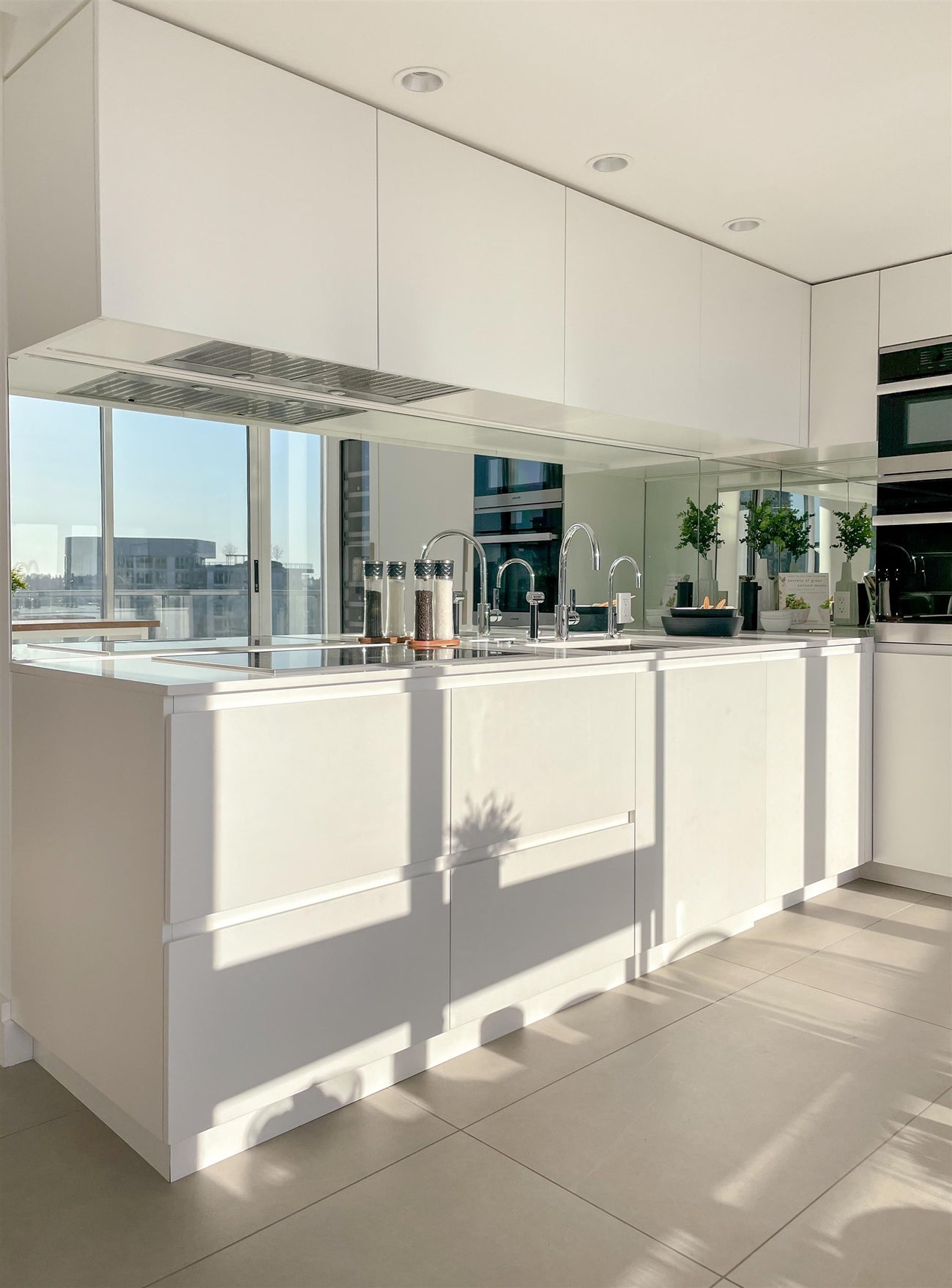 3703 - 689 Abbott Street - Downtown VW Apartment/Condo, 3 Bedrooms (R3089158)# - 8