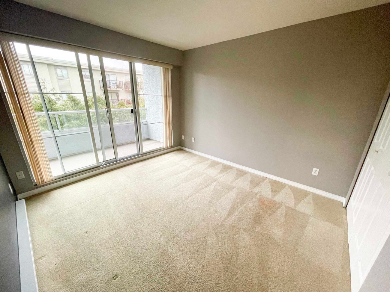 207 20350 54TH AVENUE - Langley City Apartment/Condo for sale, 2 Bedrooms (R2643943) #3