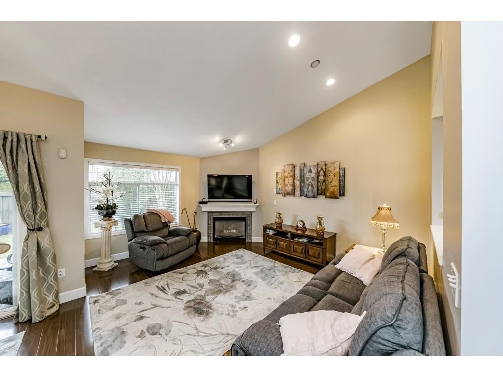 807 8260 162A STREET - Fleetwood Tynehead Townhouse for sale, 2 Bedrooms (R2662453) #11