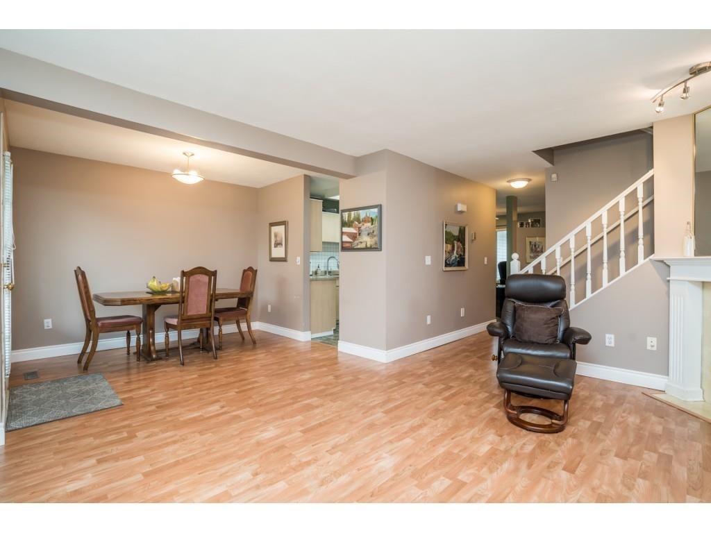 120 9177 154 STREET - Fleetwood Tynehead Townhouse for sale, 3 Bedrooms (R2684602) #8