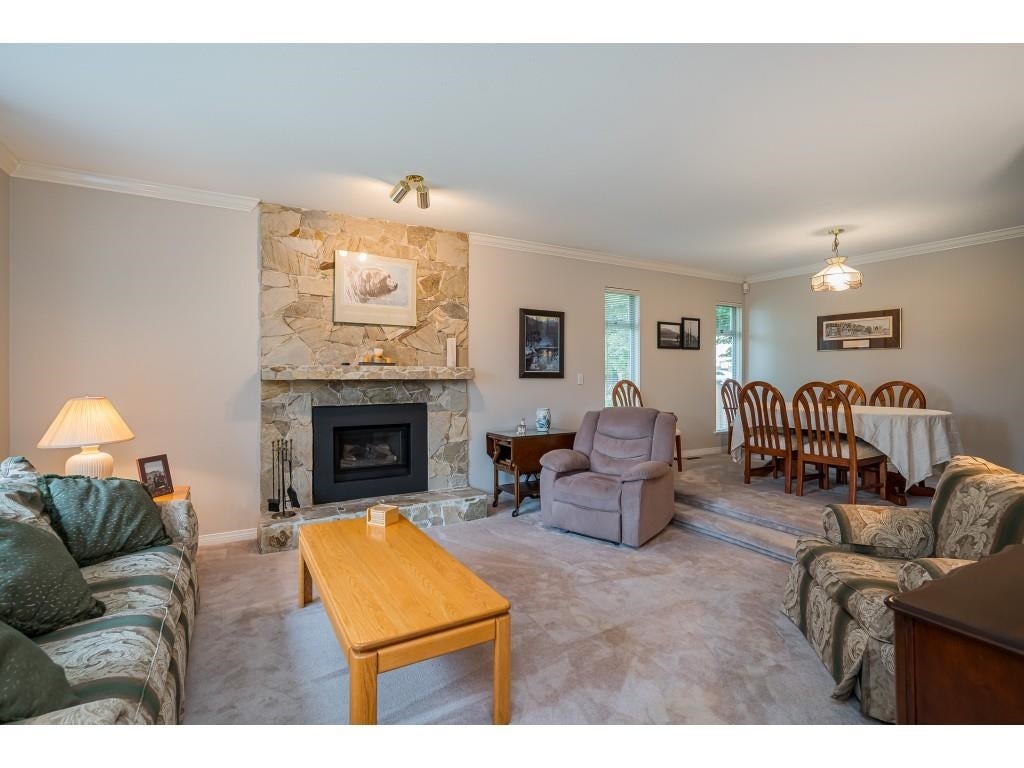 15407 84A AVENUE - Fleetwood Tynehead House/Single Family for sale, 3 Bedrooms (R2710559) #6