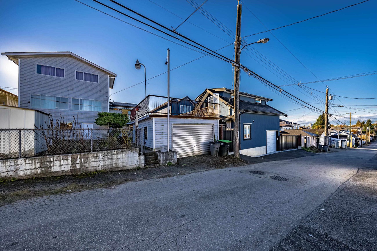 3247 E 29TH AVENUE - Renfrew Heights House/Single Family for sale, 2 Bedrooms (R2741311) #40