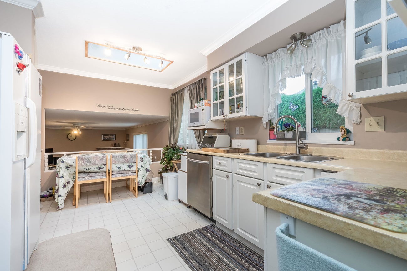 8966 144A STREET - Bear Creek Green Timbers House/Single Family for sale, 3 Bedrooms (R2820977) #13