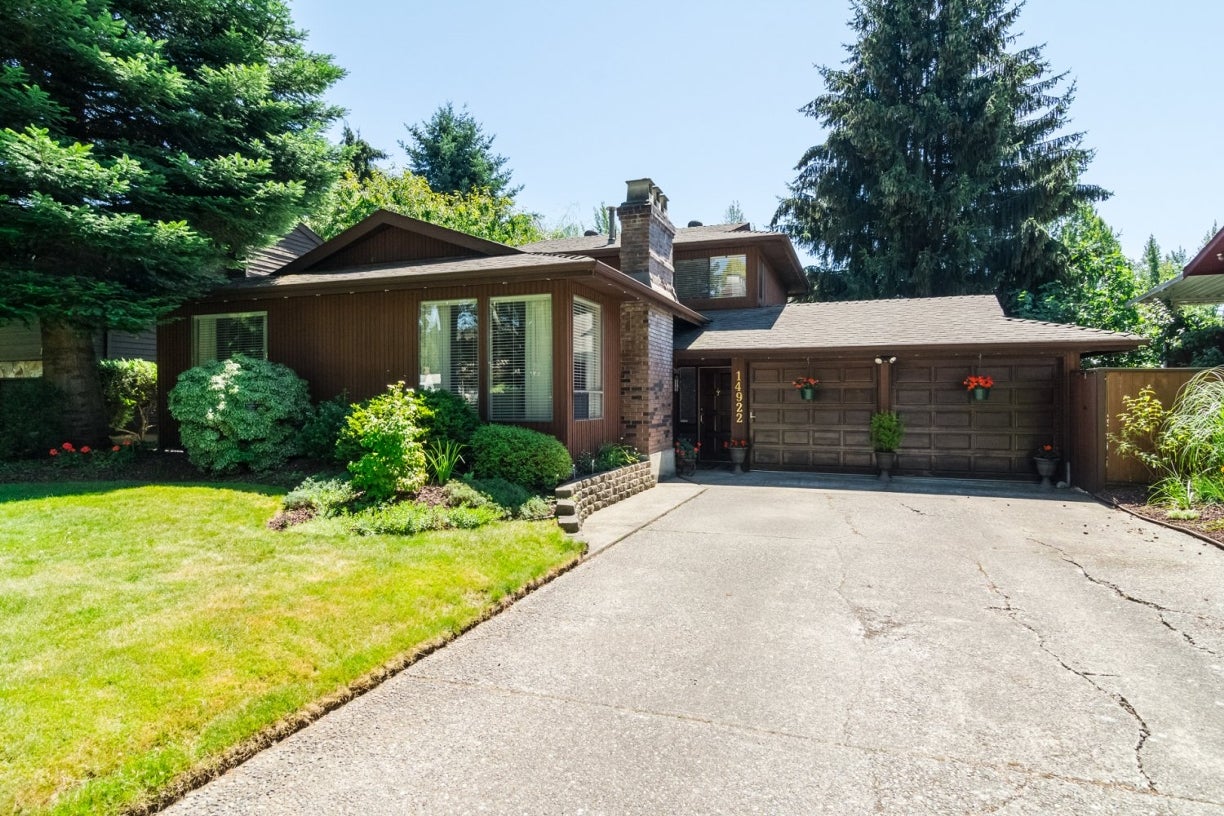 14922 94 Avenue - Fleetwood Tynehead House/Single Family for sale, 3 Bedrooms (R2096868) #1