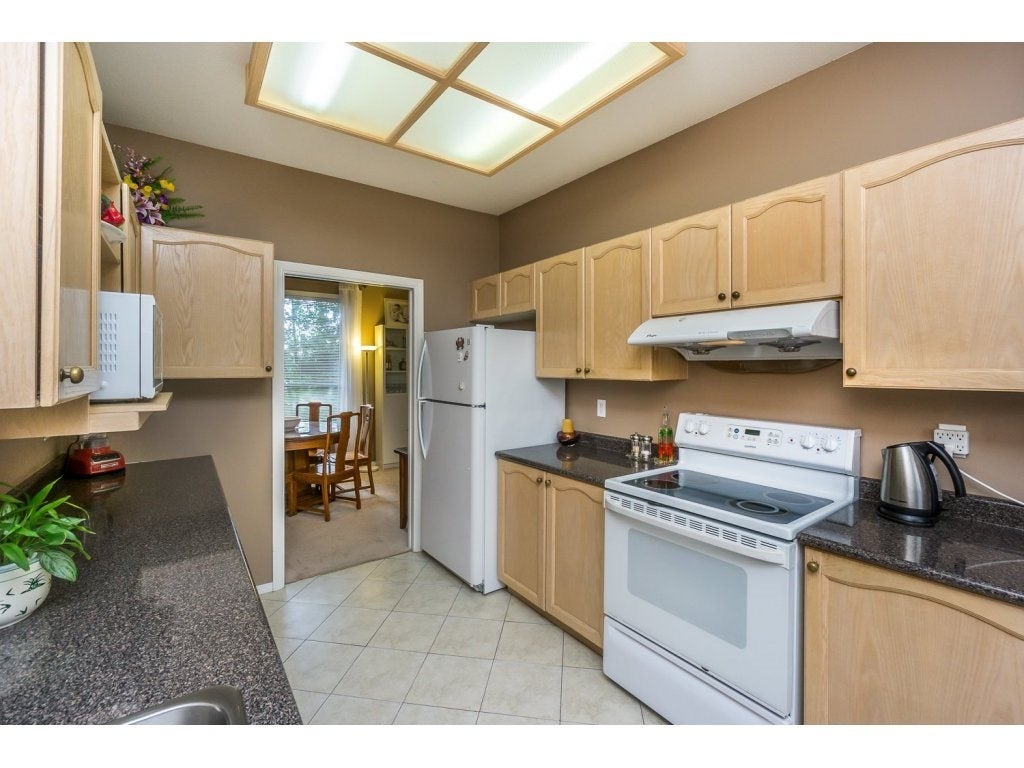 30 10038 150 Street - Guildford Townhouse for sale, 2 Bedrooms (R2093977) #6