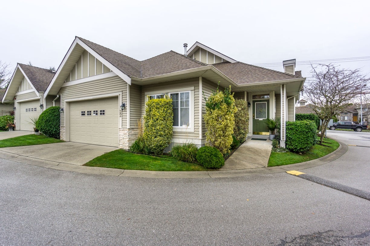 22 16920 80TH AVENUE - Fleetwood Tynehead Townhouse for sale, 2 Bedrooms (R2124140) #1