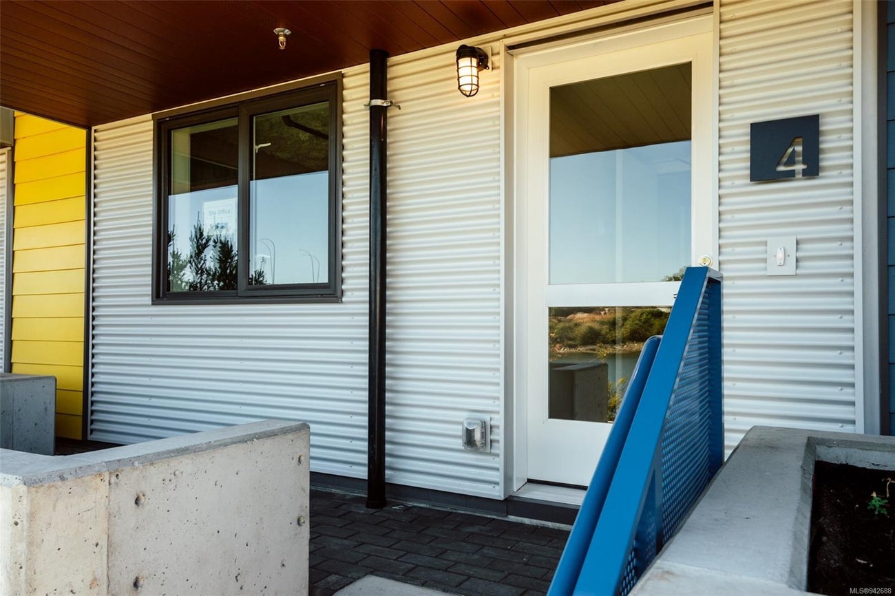 SKY4 757 Tyee Rd - VW Victoria West Row/Townhouse for sale, 2 Bedrooms (942688) #39