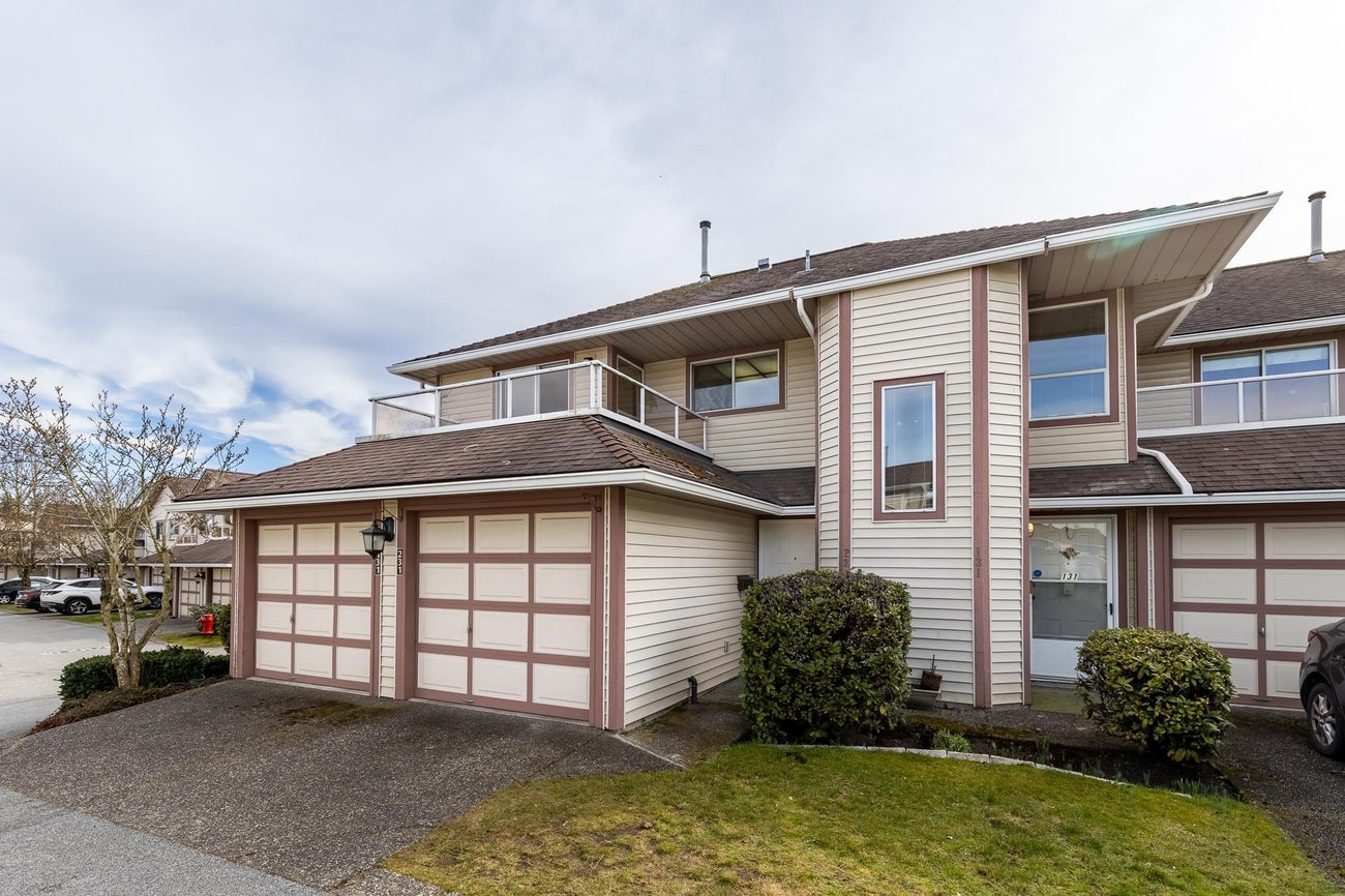 231 - 13725 72a Avenue - East Newton Townhouse, 2 Bedrooms (R2974330) #2