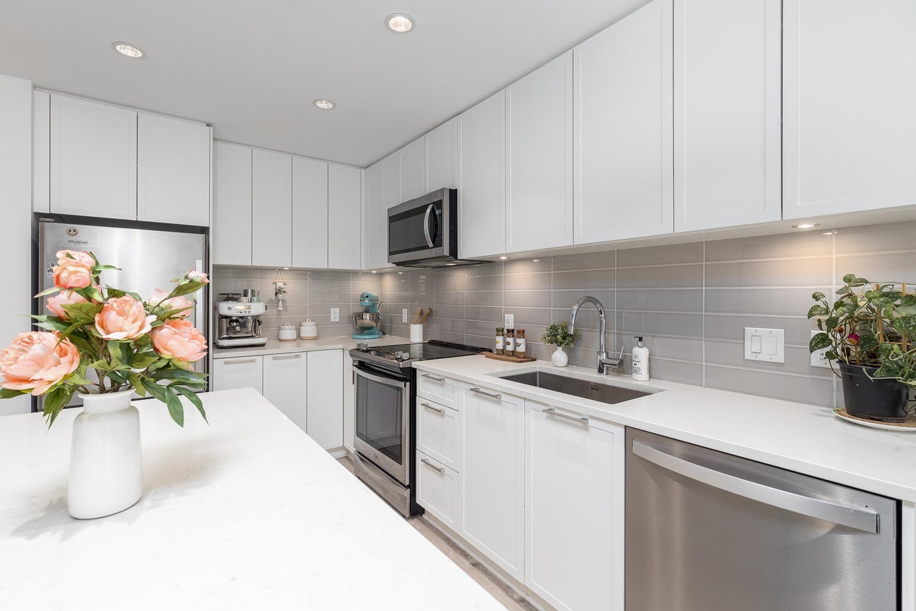 414 - 2382 Atkins Avenue - Central Pt Coquitlam Apartment/Condo for Sale, 1 Bedroom (R3005451) #6