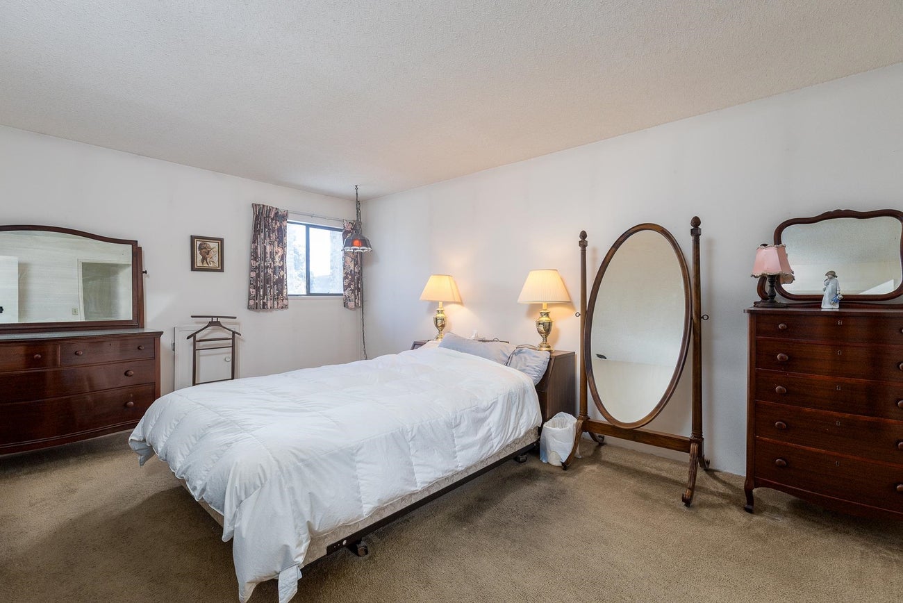 10926 Canso Crescent - Steveston North Single Family Residence for Sale, 4 Bedrooms (R3005581) #19