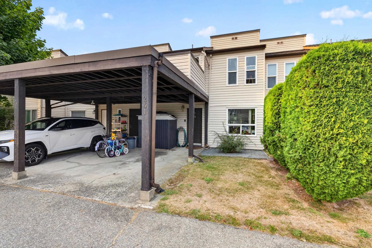 241 - 27411 28 Avenue - Aldergrove Langley Townhouse for Sale, 3 Bedrooms (R3155743)# - 3