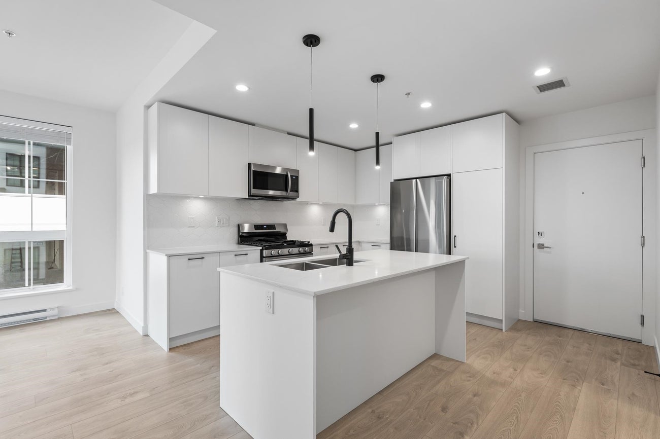 E302 - 20019 83a Avenue - Willoughby Heights Apartment/Condo for Sale, 2 Bedrooms (R2975554) #1