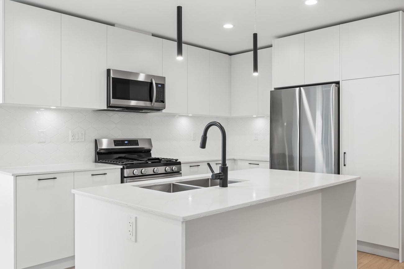 E302 - 20019 83a Avenue - Willoughby Heights Apartment/Condo for Sale, 2 Bedrooms (R2975554) #7