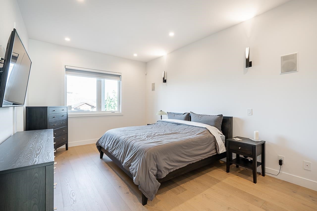 26 Holdom Avenue - Capitol Hill BN Single Family Residence for Sale, 6 Bedrooms (R2991106) #16