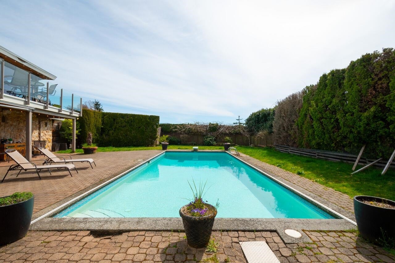 4231 Rockridge Crescent - Rockridge Single Family Residence for Sale, 4 Bedrooms (R2991989)# - 27