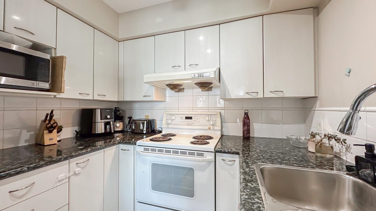 2206 - 6088 Willingdon Avenue - Metrotown Apartment/Condo for Sale, 2 Bedrooms (R2998059) #10