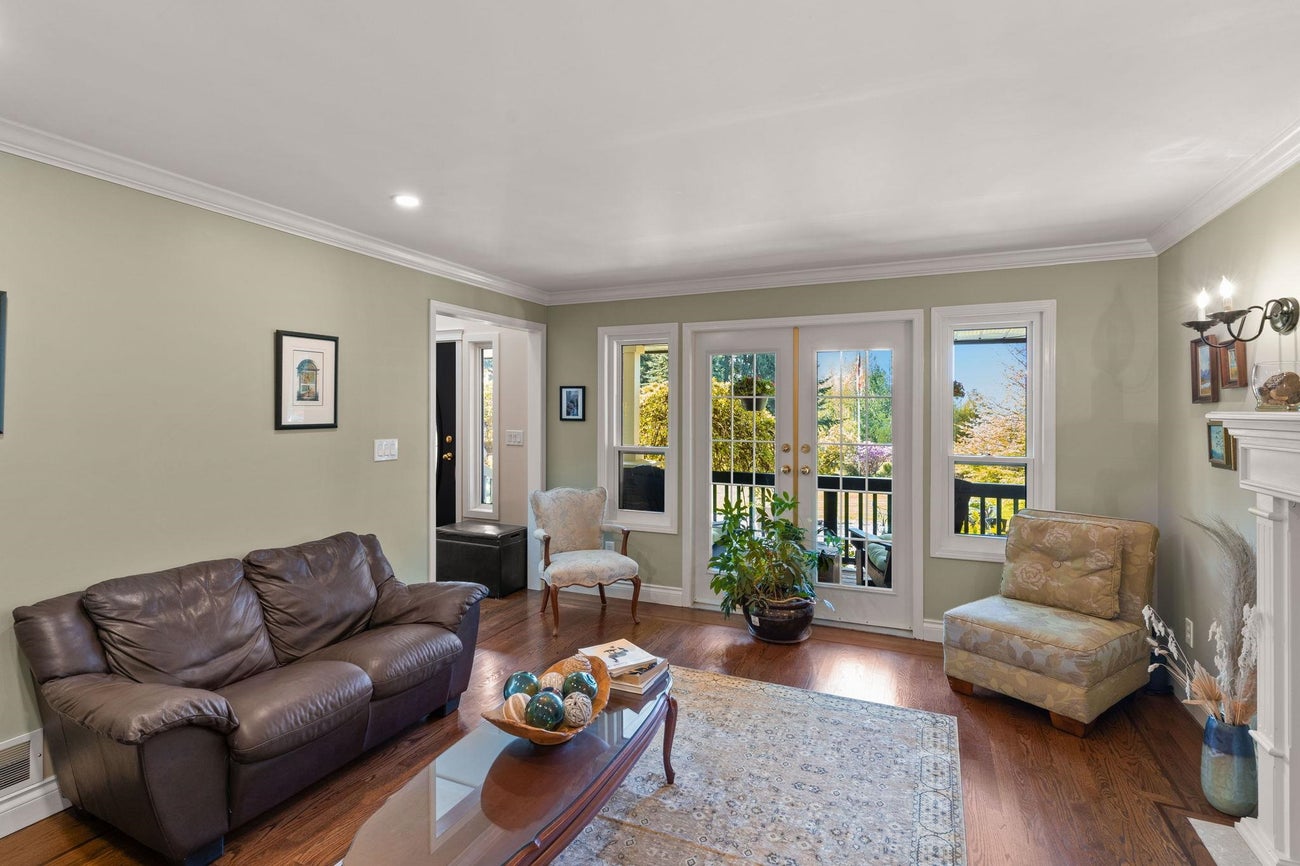 12815 Willow Place - Northeast Single Family Residence for Sale, 5 Bedrooms (R2998069) #3