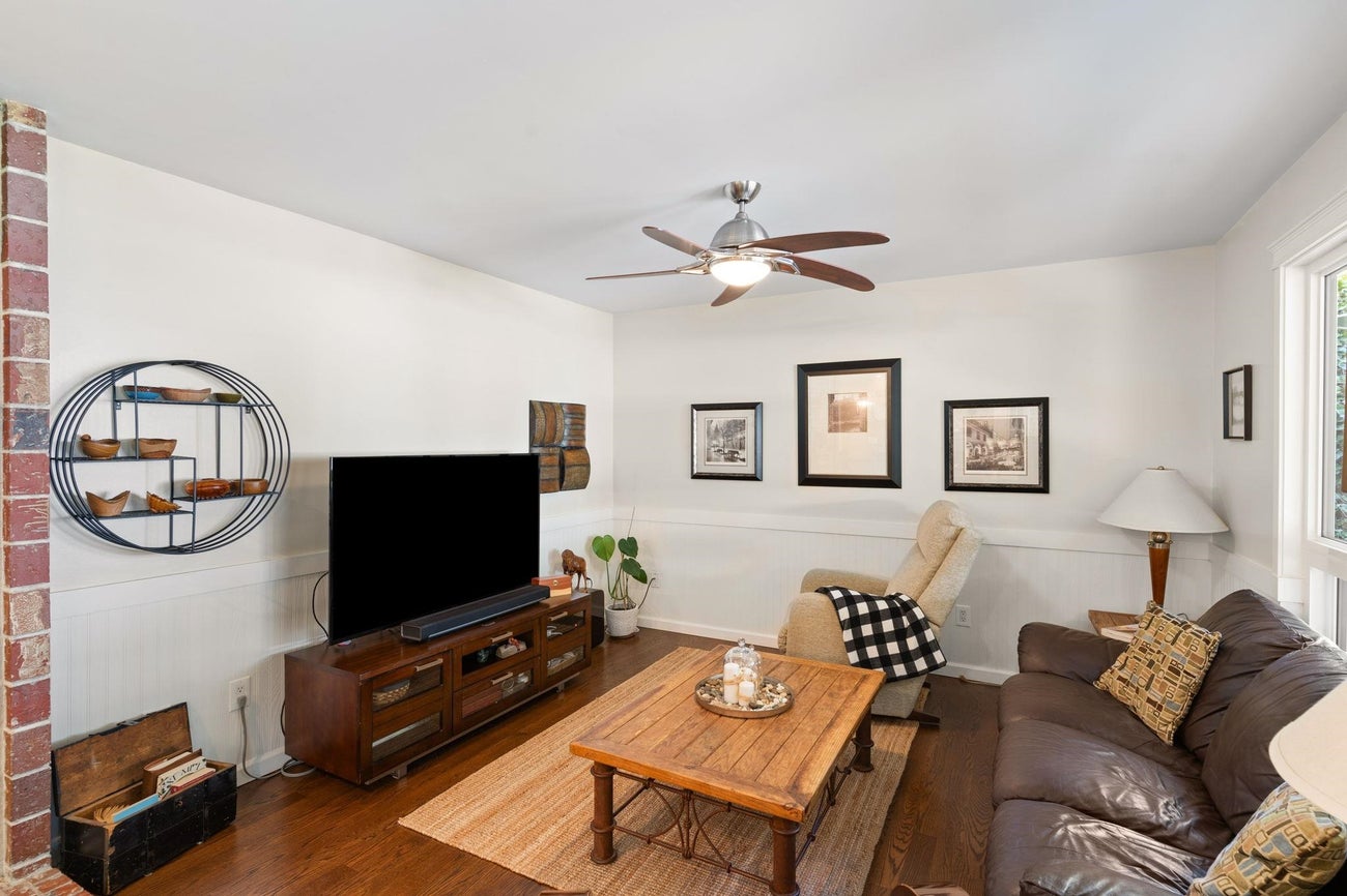 12815 Willow Place - Northeast Single Family Residence for Sale, 5 Bedrooms (R2998069) #8