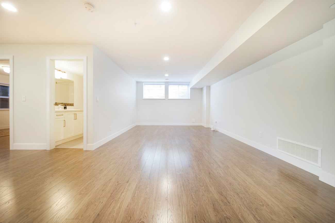 25518 Bosonworth Avenue - Thornhill MR Single Family Residence for Sale, 5 Bedrooms (R3008739) #31