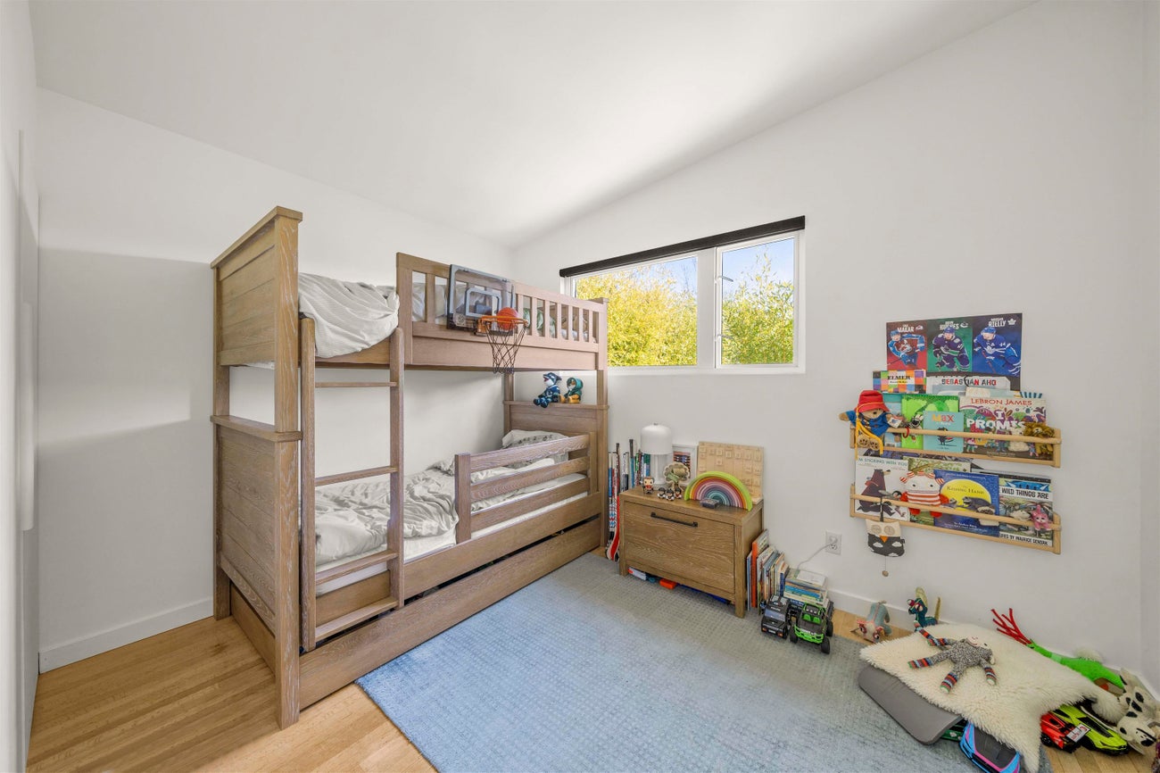 234 67 Street - Boundary Beach Single Family Residence for Sale, 3 Bedrooms (R3013583) #10