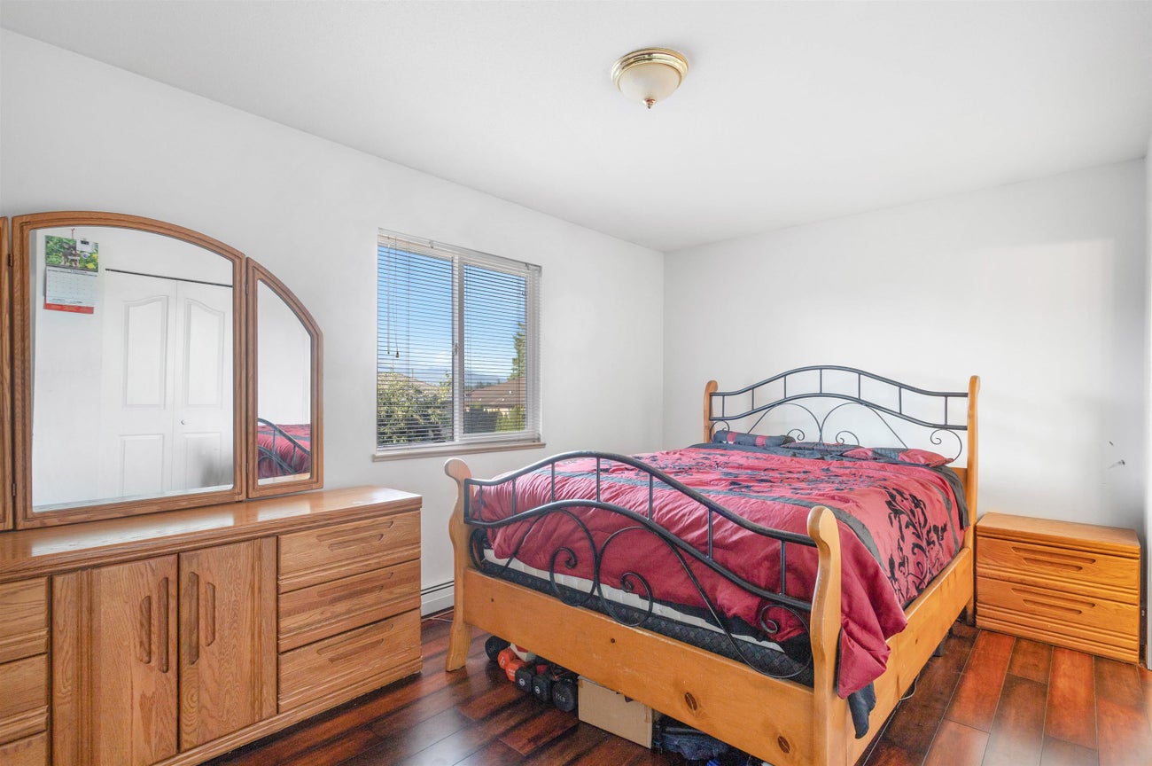 12185 98a Avenue - Cedar Hills Single Family Residence for Sale, 8 Bedrooms (R3036782) #24