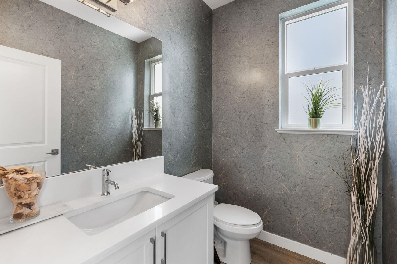 20278 82b Avenue - Willoughby Heights Single Family Residence for Sale, 4 Bedrooms (R3040713) #13