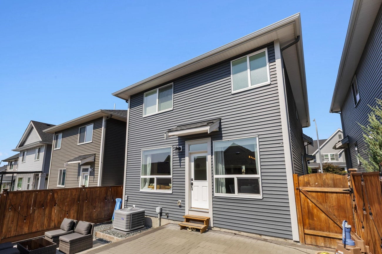 20278 82b Avenue - Willoughby Heights Single Family Residence for Sale, 4 Bedrooms (R3040713) #34